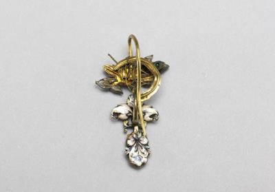 图片[3]-Earring decorated with glassinlaid flowers, Qing dynasty, Tongzhi reign(1862-1874)-China Archive